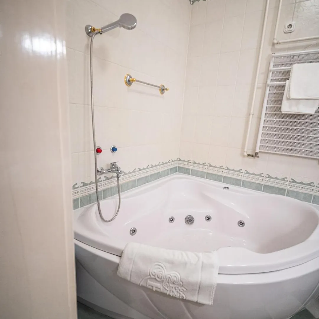 Tisza Hotel Segedín 3*,